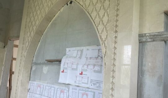 Облицовка камнем ванной