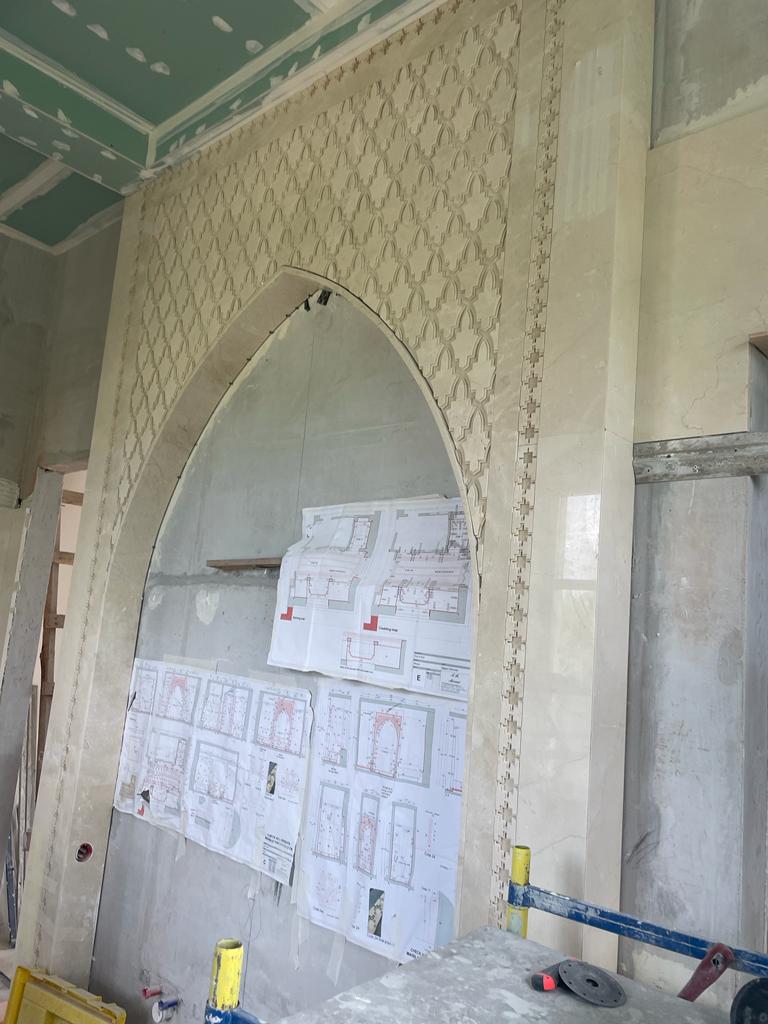 Облицовка камнем ванной